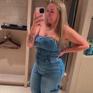 Meet your Posher, Christin